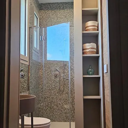 New 2025-shati Luxury Home-two Steps From The Beach, Sea View & Pool Daire *