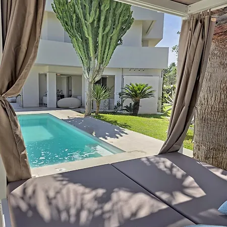 New 2025-shati Luxury Home-two Steps From The Beach, Sea View & Pool *