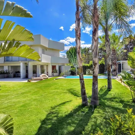 Shati Luxury - Private Heated Pool- Steps From *