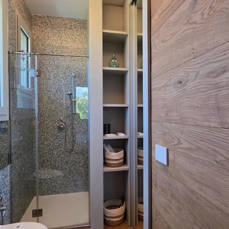 Shati Luxury - Private Heated Pool- Steps From