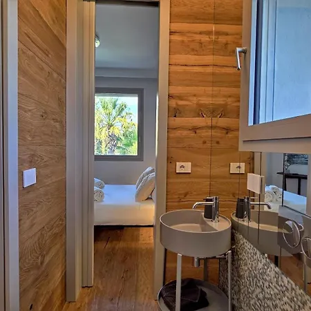 Shati Luxury - Private Heated Pool- Steps From *