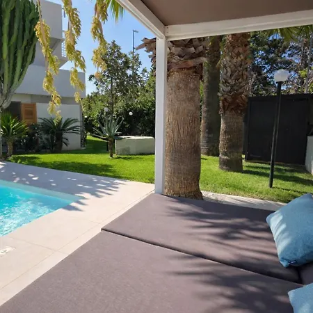 Appartamento Shati Luxury - Private Heated Pool- Steps From